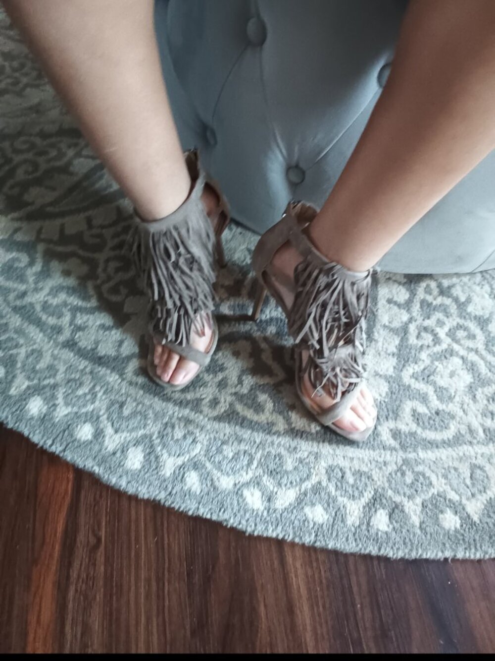 Fringy - Picture 4 of 6